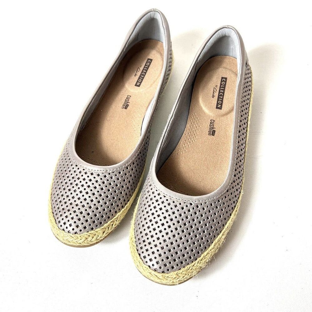 Clarks Womens Flats Pewter Leather Loafer Shoes Size 8W Perforated Espadrille